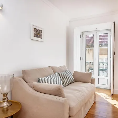 Guestready - Sunny And Chic Flat Fits 4 In Santos Apartment *