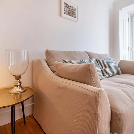 Guestready - Sunny And Chic Flat Fits 4 In Santos Apartment *